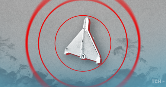 У Харкові ліквідовують наслідки атаки безпілотників, а кілька дронів з Чорного моря рухаються на Одещину