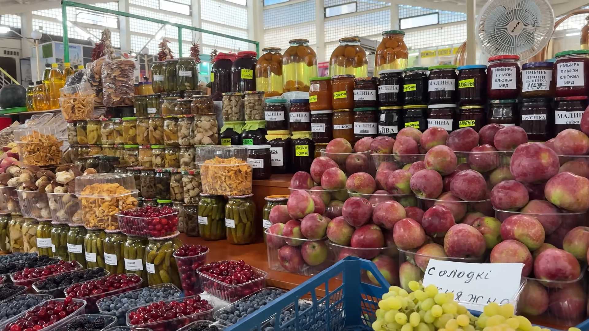 Дефіцит продуктів у Чернігівській області: що за проблема виникла та наскільки вона серйозна